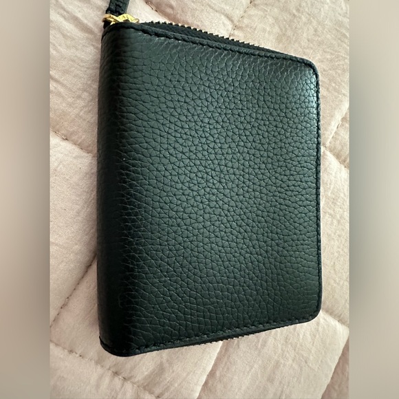 Tory Burch small zip wallet - Picture 2 of 3